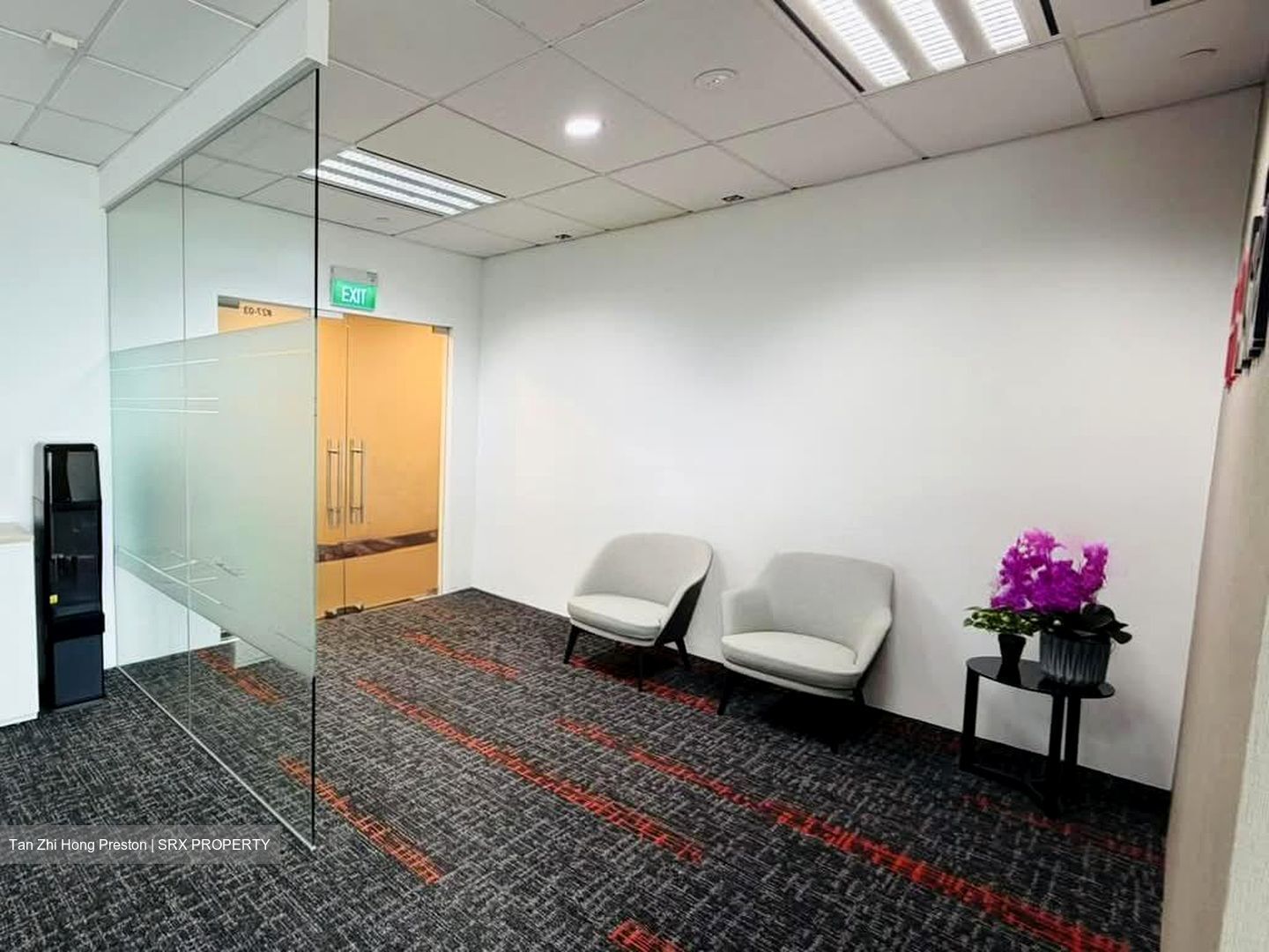 Chartered Bank Building (D1), Office #580629601